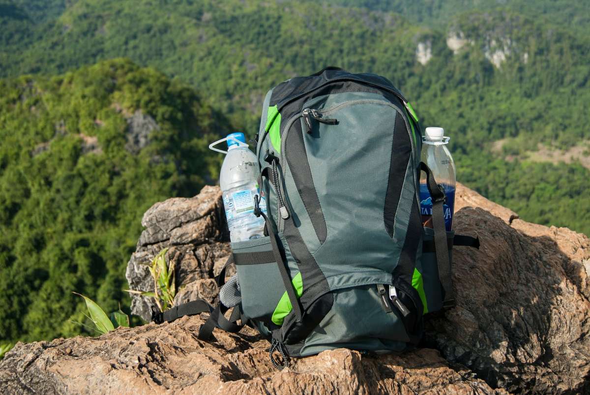 TIPS PACKING RINGAN DENGAN DAYPACK Namastra